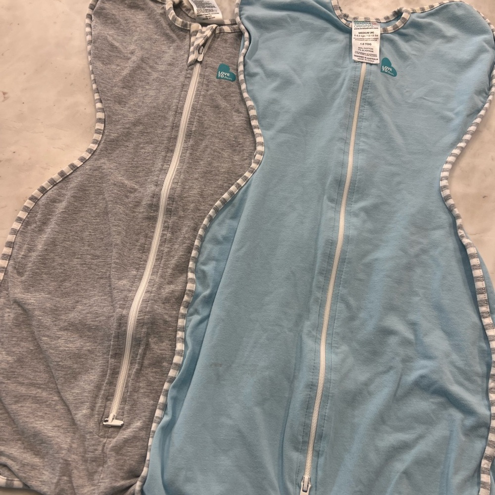 Love to Dream baby swaddles - Blue and Gray